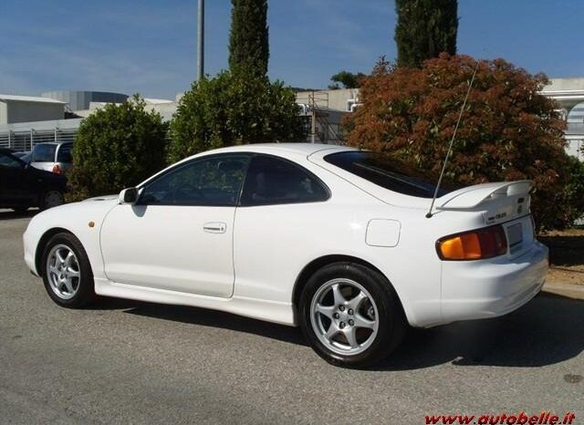 
								Toyota Celica completo									