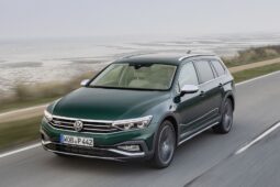 
										Volkswagen Passat Variant completo									