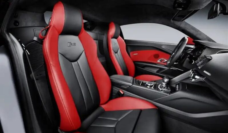 
								Audi R8 completo									