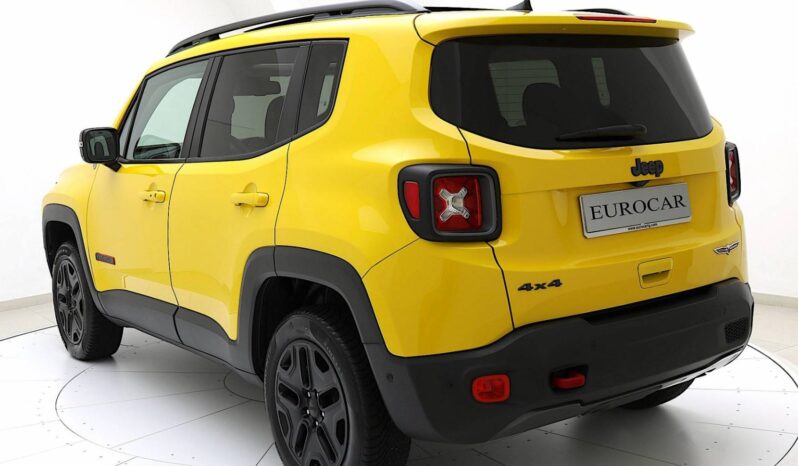 
								Jeep Renegade completo									