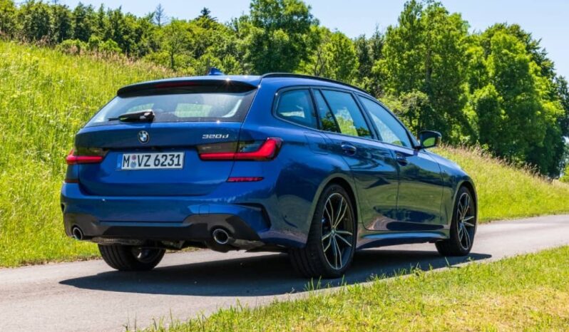 
								BMW Serie 3 completo									