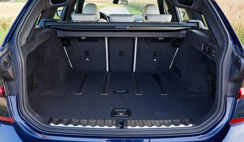 
								BMW Serie 3 completo									