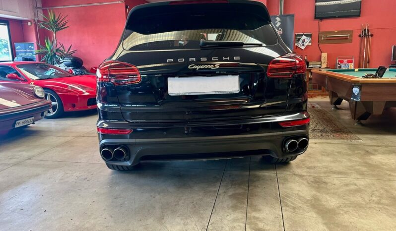 
								Porsche Cayenne completo									