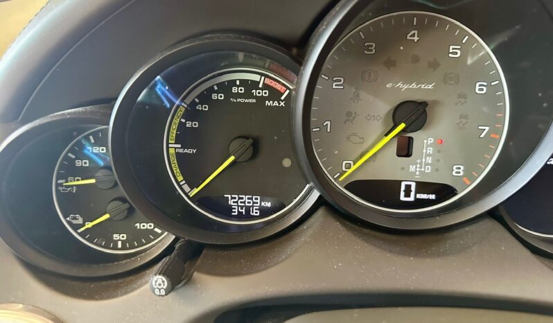 
								Porsche Cayenne completo									