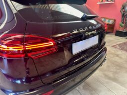 
										Porsche Cayenne completo									