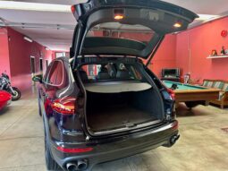 
										Porsche Cayenne completo									