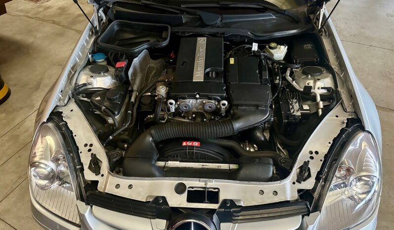 
								Mercedes SLK 200 completo									