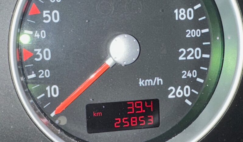 
								Audi TT completo									
