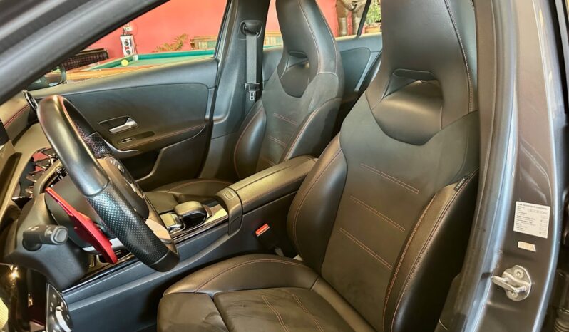 
								Mercedes A 220 completo									