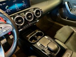 
										Mercedes A 220 completo									
