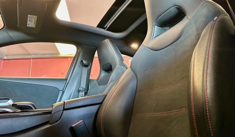 
								Mercedes A 220 completo									