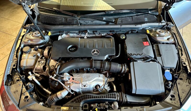 
								Mercedes A 220 completo									