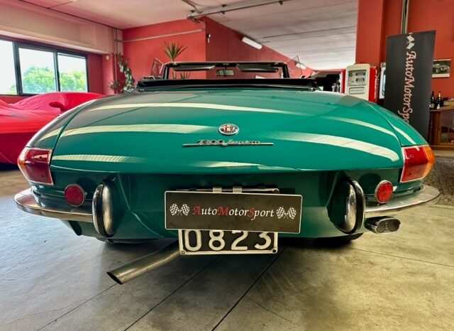 
								Alfa Romeo Spider “Osso di Seppia” completo									