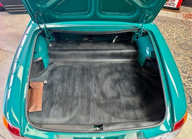 
								Alfa Romeo Spider “Osso di Seppia” completo									