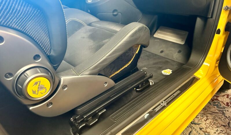 
								Abarth 695 completo									
