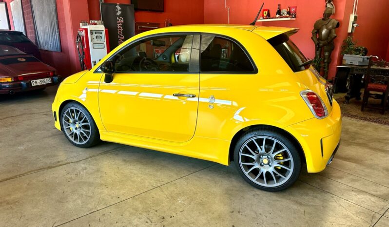 
								Abarth 695 completo									