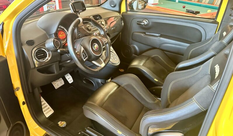 
								Abarth 695 completo									
