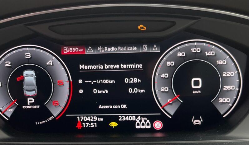 
								Audi A8 completo									