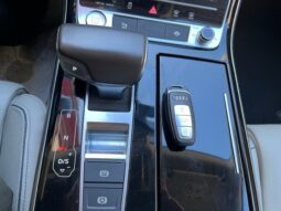 
										Audi A8 completo									