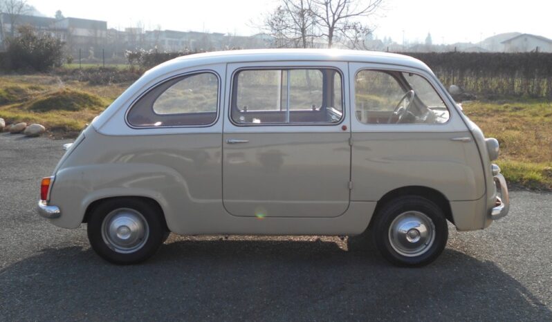 
								Fiat Multipla completo									