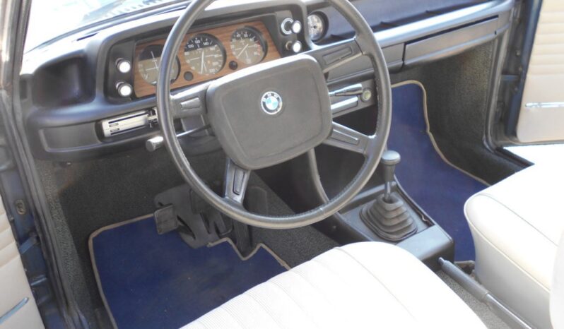 
								BMW 2002 completo									