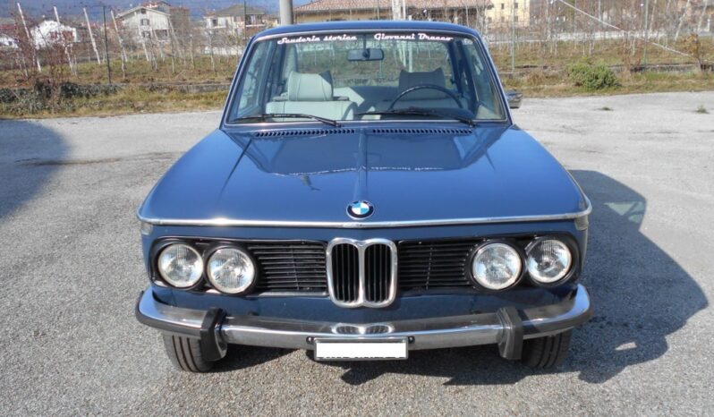 
								BMW 2002 completo									