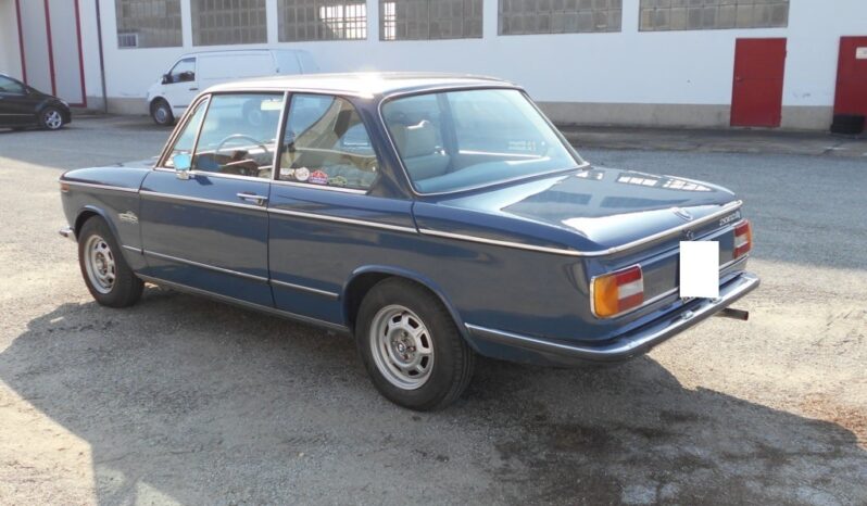
								BMW 2002 completo									