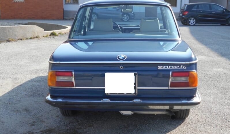 
								BMW 2002 completo									