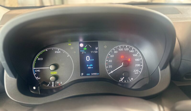 
								Toyota Yaris completo									