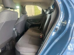 
										Toyota Yaris completo									