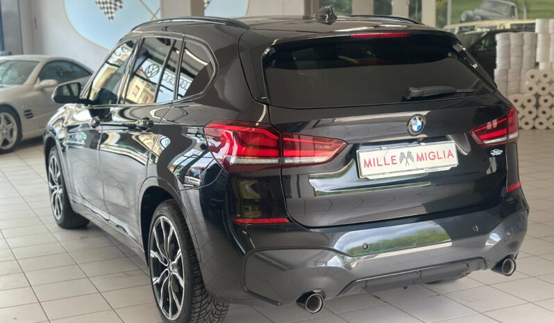 
								BMW X1 completo									