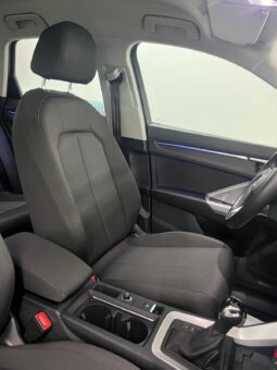 
										Audi Q3 40 2.0 TDI Business completo									