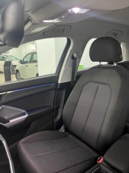 
										Audi Q3 40 2.0 TDI Business completo									