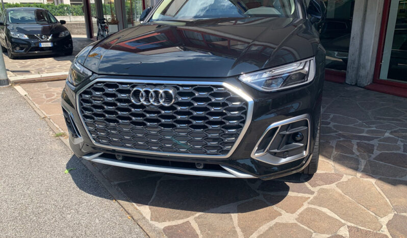 
								AUDI Q5 SPB 40 TDI quattro S-Tronic S-Line completo									