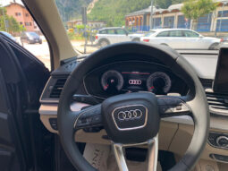 
										AUDI Q5 SPB 40 TDI quattro S-Tronic S-Line completo									