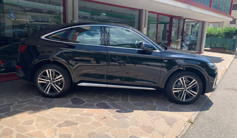 
								AUDI Q5 SPB 40 TDI quattro S-Tronic S-Line completo									