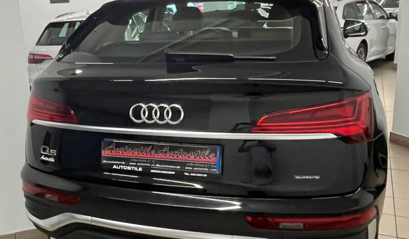 
								AUDI Q5 SPB 40 TDI quattro S-Tronic S-Line completo									
