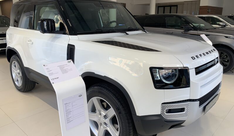 
								LAND ROVER Defender 110 3.0D I6 completo									