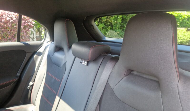 
								Mercedes A 35 AMG completo									