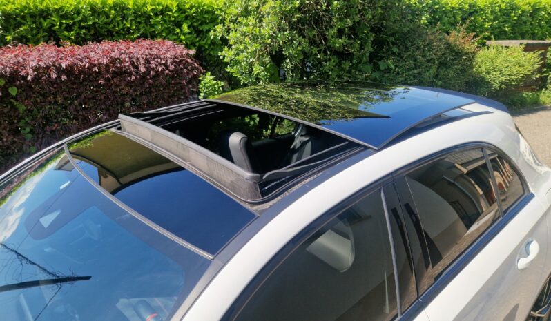 
								Mercedes A 35 AMG completo									
