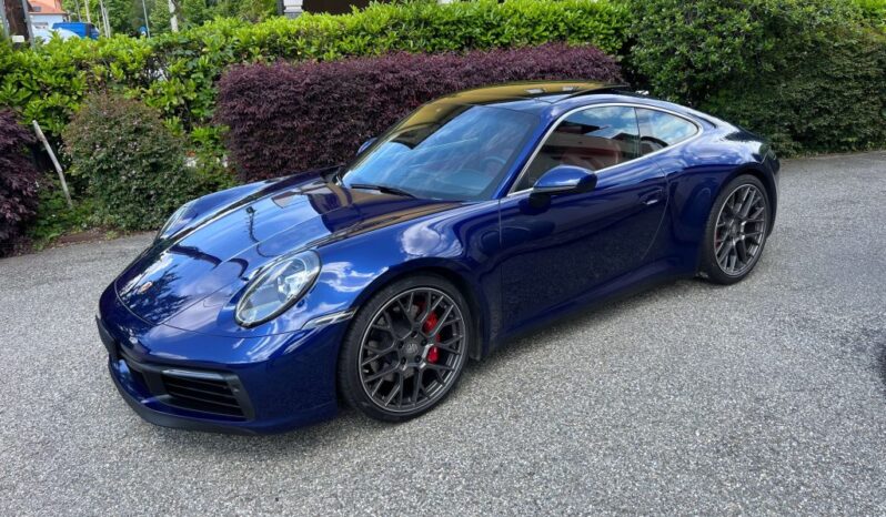 
								Porsche 992 4S Coupé completo									
