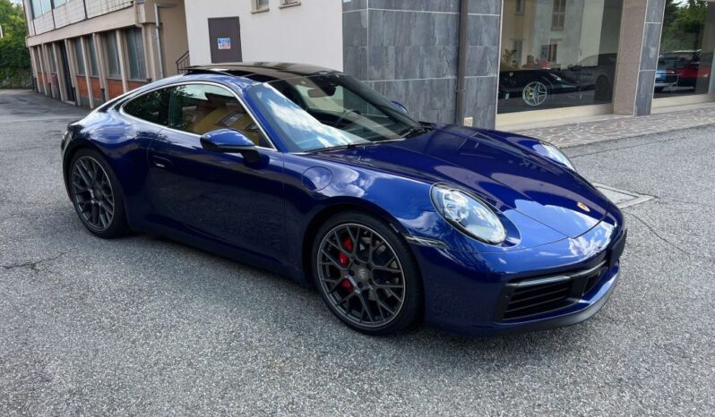 
								Porsche 992 4S Coupé completo									