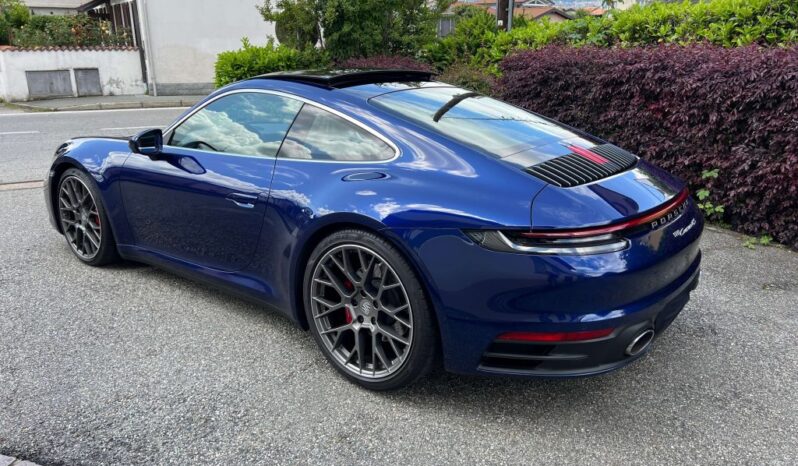 
								Porsche 992 4S Coupé completo									