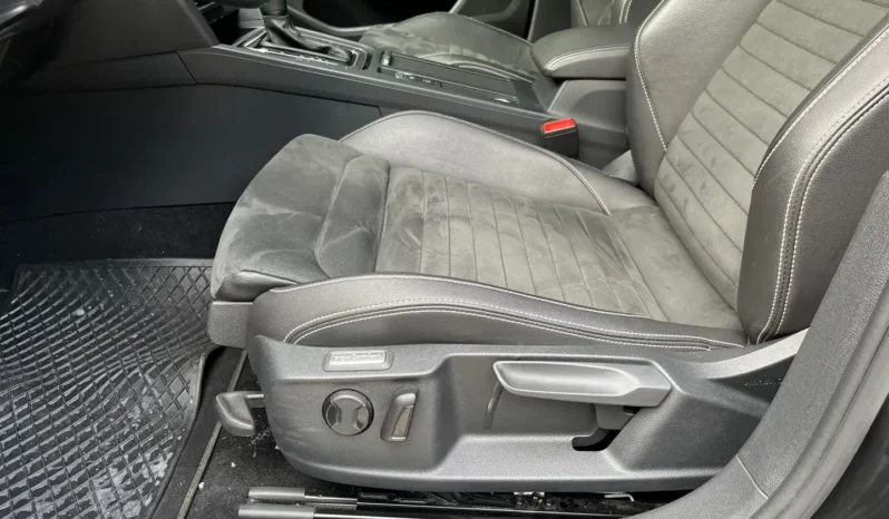 
								Volkswagen Passat Variant completo									