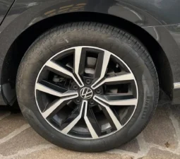
										Volkswagen Passat Variant completo									