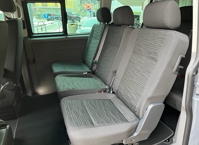 
								Volkswagen Caravelle 2.0 TDI 150CV DSG PC Comfortline completo									