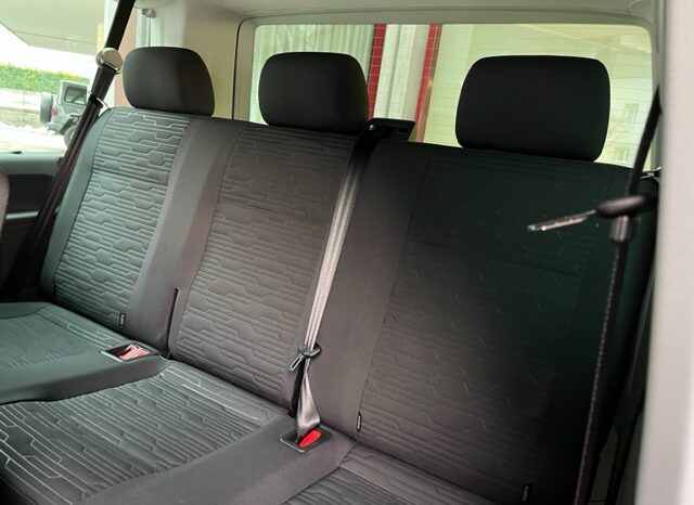 
								Volkswagen Caravelle 2.0 TDI 150CV DSG PC Comfortline completo									