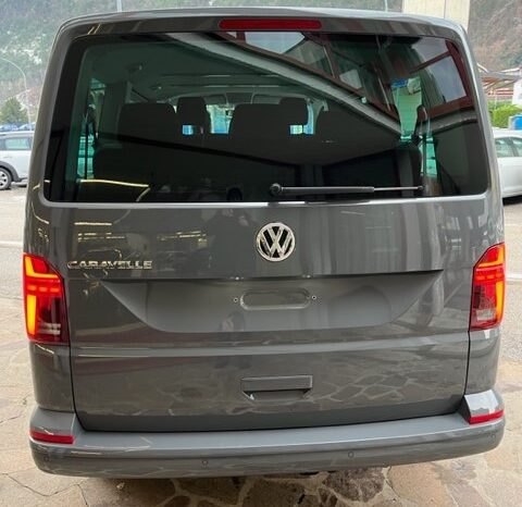 
								Volkswagen Caravelle 2.0 TDI 150CV DSG PC Comfortline completo									