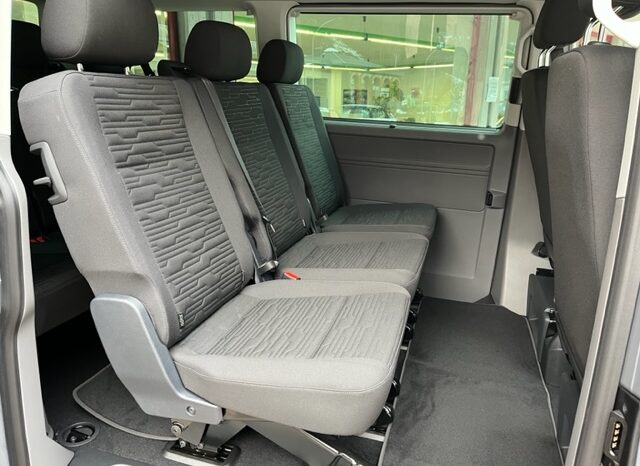 
								Volkswagen Caravelle 2.0 TDI 150CV DSG PC Comfortline completo									