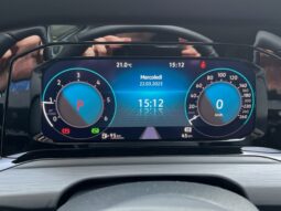
										Volkswagen Golf 2.0 Tdi Style 116 cv DSG completo									